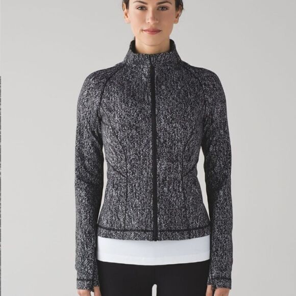 LULULEMON lightly jacket - Picture 1 of 6